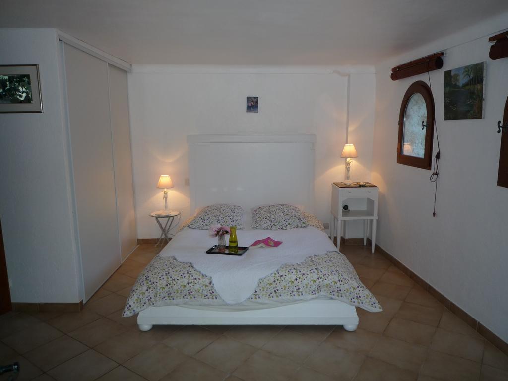 La Rose Des Vents Bed and Breakfast Montauroux Exterior foto